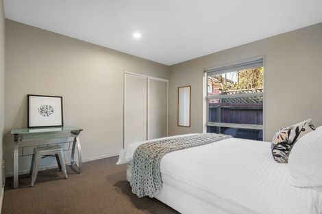 Photo of property in 73 Beach Road, North New Brighton, Christchurch, 8083