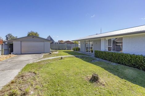 Photo of property in 4 Coates Place, Rangiora, 7400