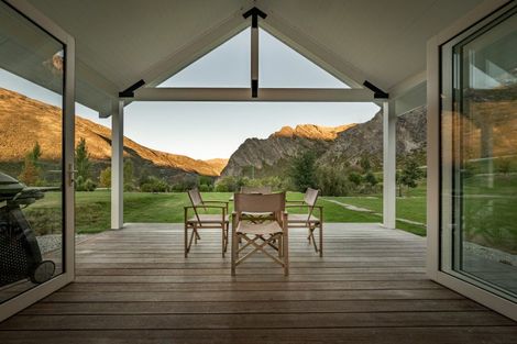 Photo of property in 37 Bluff Lane, Gibbston, Queenstown, 9371