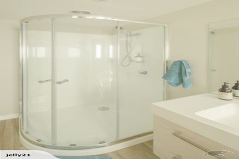 Photo of property in 170 Mount Pleasant Road, Mount Pleasant, Christchurch, 8081