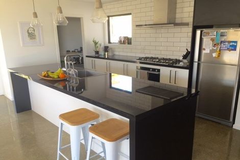 Photo of property in 8 Crown Terrace, Britannia Heights, Nelson, 7010