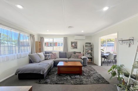 Photo of property in 35 Maxwells Line, Awapuni, Palmerston North, 4412