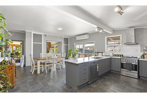 Photo of property in 8 Totara Street, Waitoa, 3310