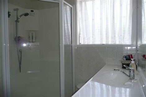 Photo of property in 36 Hope Farm Avenue, Pakuranga Heights, Auckland, 2010