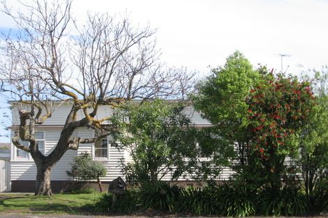 Photo of property in 24 Townley Street, Te Hapara, Gisborne, 4010