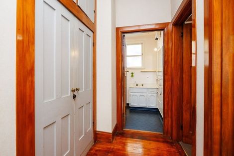 Photo of property in 292 Ruahine Street, Terrace End, Palmerston North, 4410