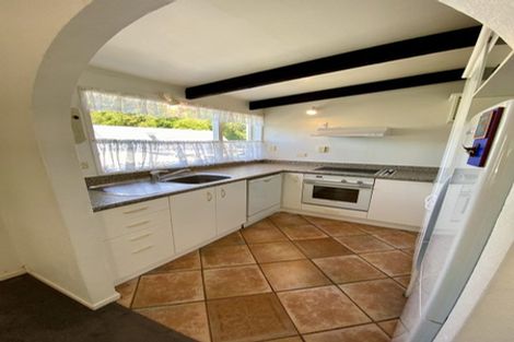 Photo of property in 35a Amapur Drive, Khandallah, Wellington, 6035