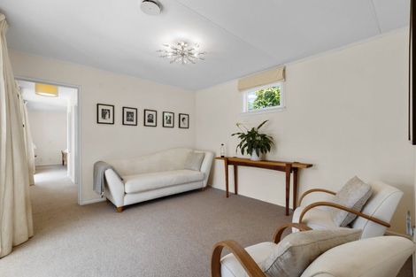 Photo of property in 10 Argyle Avenue, Takaro, Palmerston North, 4410