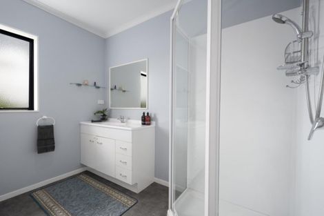 Photo of property in 72 Village Park Drive, Welcome Bay, Tauranga, 3112