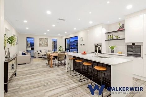 Photo of property in 19 Syd Grant Crescent, Orewa, 0931