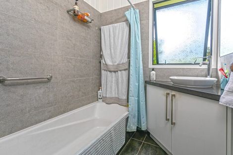 Photo of property in 64 Manaia Road, Tairua, 3508