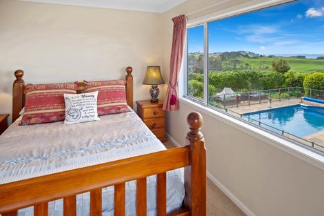 Photo of property in 2217b South Head Road, South Head, Helensville, 0874