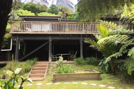 Photo of property in 25 Kennedy Avenue, Forrest Hill, Auckland, 0620