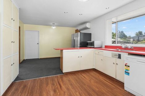 Photo of property in 21 Lochee Road, Upper Riccarton, Christchurch, 8041