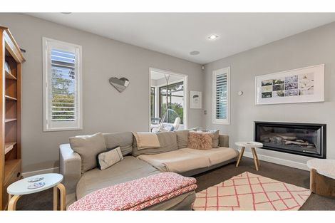 Photo of property in 94 Saint Martins Road, Saint Martins, Christchurch, 8022