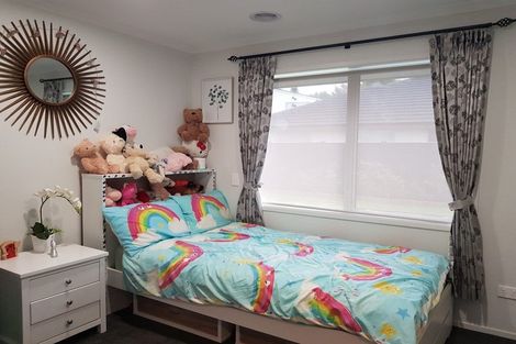 Photo of property in 10 Shearwater Lane, Whitby, Porirua, 5024