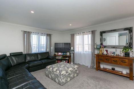 Photo of property in 31 Jules Crescent, Bell Block, New Plymouth, 4312
