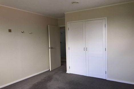 Photo of property in 4 Felicity Place, Unsworth Heights, Auckland, 0632