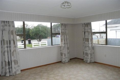 Photo of property in 5 Willis Street, Grasmere, Invercargill, 9810