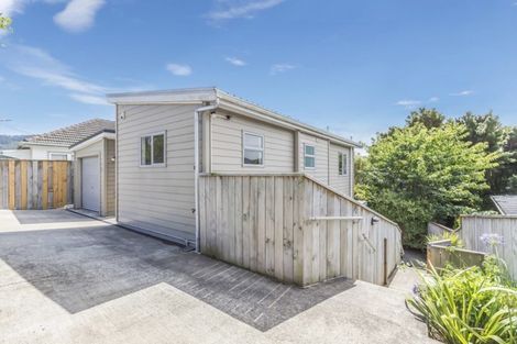 Photo of property in 1a Cecil Road, Tawa, Wellington, 5028