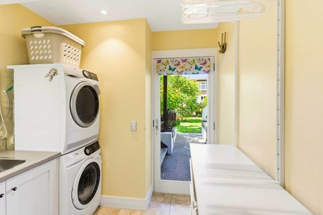 Photo of property in 85 Norfolk Street, Saint Clair, Dunedin, 9012