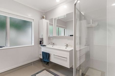 Photo of property in 24 Riverlea Drive, Katikati, 3129