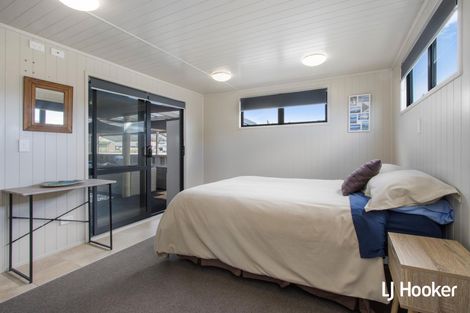 Photo of property in 12 Breaker's Crescent, Waihi Beach, 3611