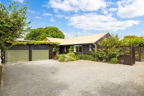 Photo of property in 199a Main North Road, Redwood, Christchurch, 8051