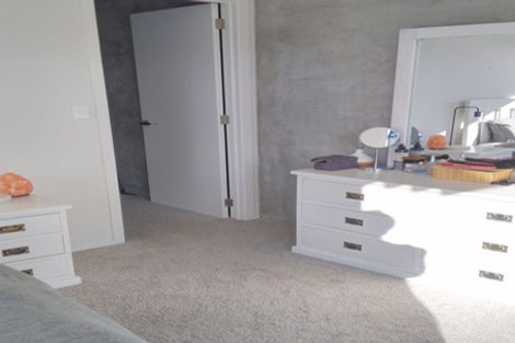 Photo of property in 82 Karamea Street, Whalers Gate, New Plymouth, 4310