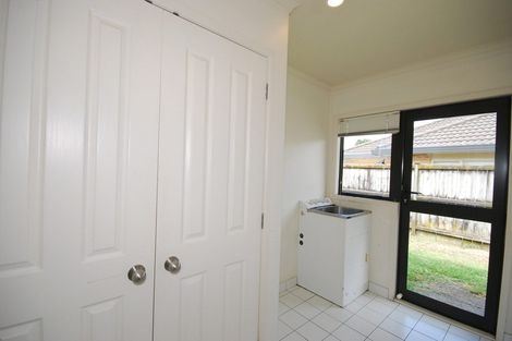 Photo of property in 74 Redcastle Drive, East Tamaki, Auckland, 2013