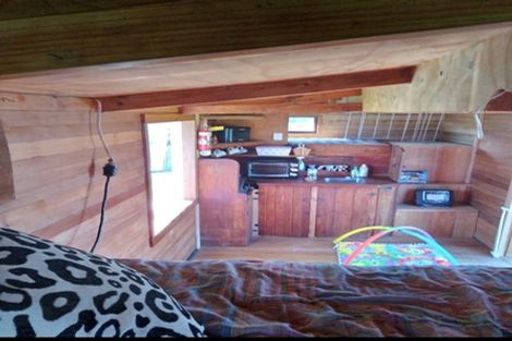 Photo of property in 3 Morton Street, Tuatapere, 9620