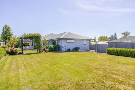 Photo of property in 20 Dee Street, Otane, 4202