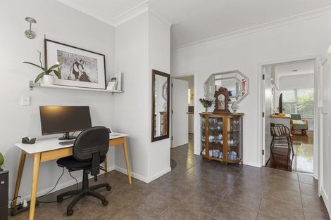 Photo of property in 276c Wairau Road, Glenfield, Auckland, 0627