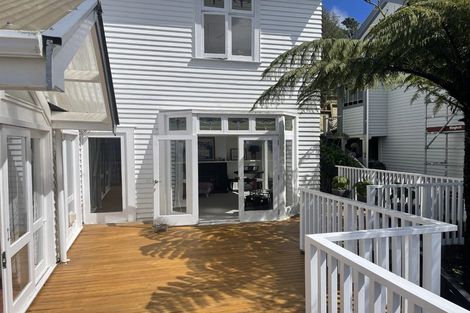 Photo of property in 39 Karepa Street, Brooklyn, Wellington, 6021