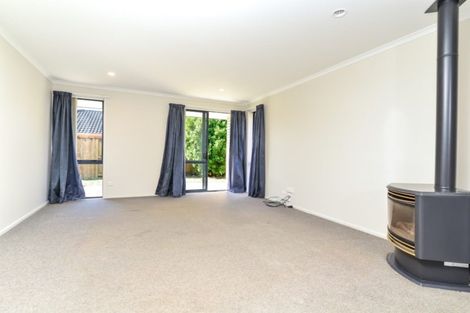 Photo of property in 7 Kingroyal Lane, Hamilton East, Hamilton, 3216