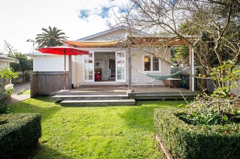 Photo of property in 4 Shrimpton Road, Haumoana, 4102