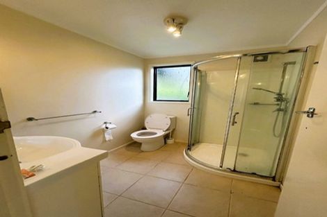 Photo of property in 2/40a Marlborough Avenue, Glenfield, Auckland, 0629