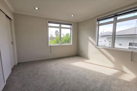 Photo of property in 2/78 Birkenhead Avenue, Birkenhead, Auckland, 0626