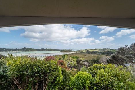 Photo of property in 9 Toi Track, Russell, 0272