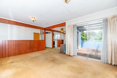 Photo of property in 2 Sunvue Road, Glen Eden, Auckland, 0602
