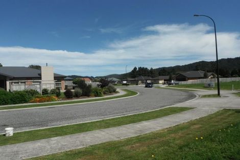 Photo of property in 17 Wicken Place, Reefton, 7830