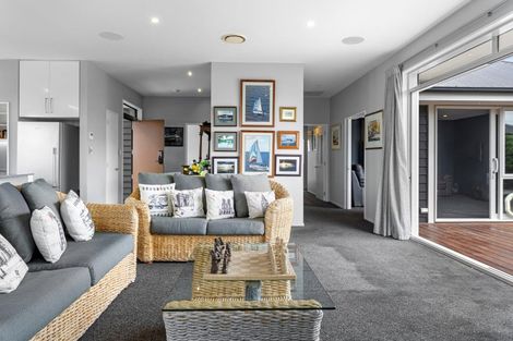 Photo of property in 8 Beech Drive, Rangiora, 7400