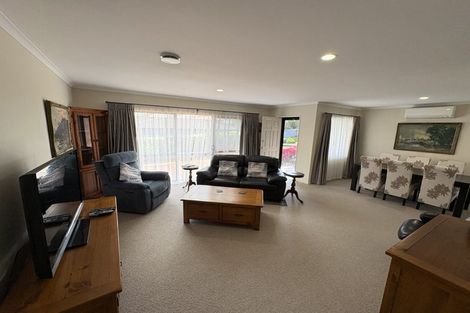 Photo of property in 14 Roderick Place, Onerahi, Whangarei, 0110