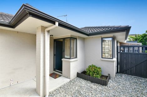 Photo of property in 17 The Rise, Gulf Harbour, Whangaparaoa, 0930