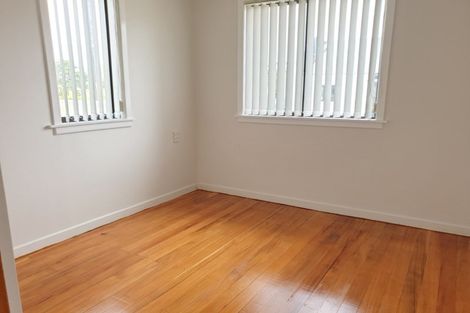 Photo of property in 3 Springs Road, Parakai, 0830