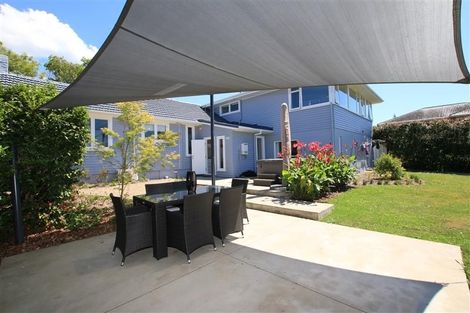 Photo of property in 71 Aberdeen Road, Castor Bay, Auckland, 0620