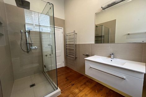 Photo of property in 82 Calliope Road, Stanley Point, Auckland, 0624