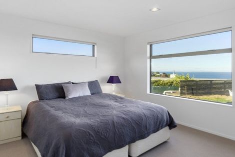 Photo of property in 22 Wonderview Road, Leigh, 0985