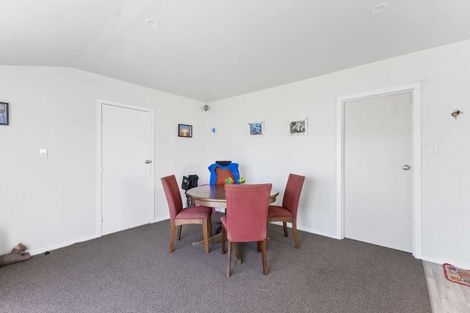Photo of property in 4 Preston Street, Eltham, 4322