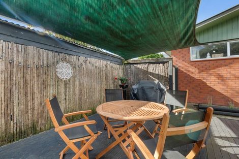 Photo of property in 6 Hobbs Place, Westbrook, Palmerston North, 4412